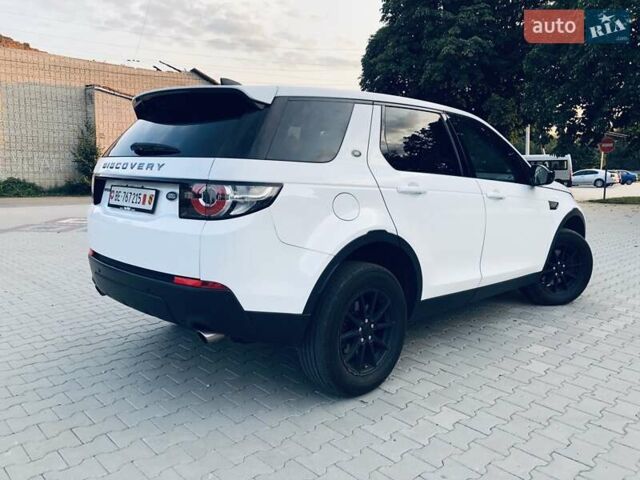 Белый Ленд Ровер Discovery Sport, объемом двигателя 2 л и пробегом 193 тыс. км за 18900 $, фото 4 на Automoto.ua