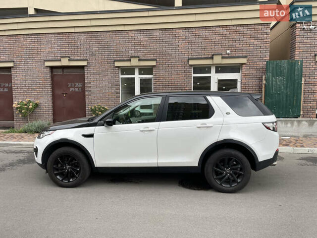 Белый Ленд Ровер Discovery Sport, объемом двигателя 2 л и пробегом 126 тыс. км за 22000 $, фото 3 на Automoto.ua
