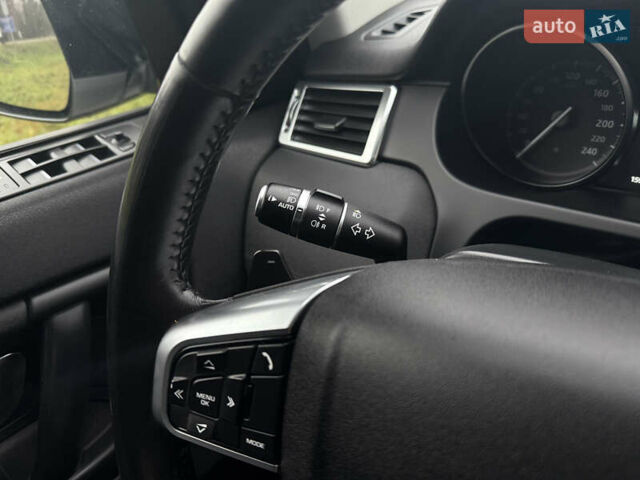 Белый Ленд Ровер Discovery Sport, объемом двигателя 2 л и пробегом 159 тыс. км за 19800 $, фото 18 на Automoto.ua