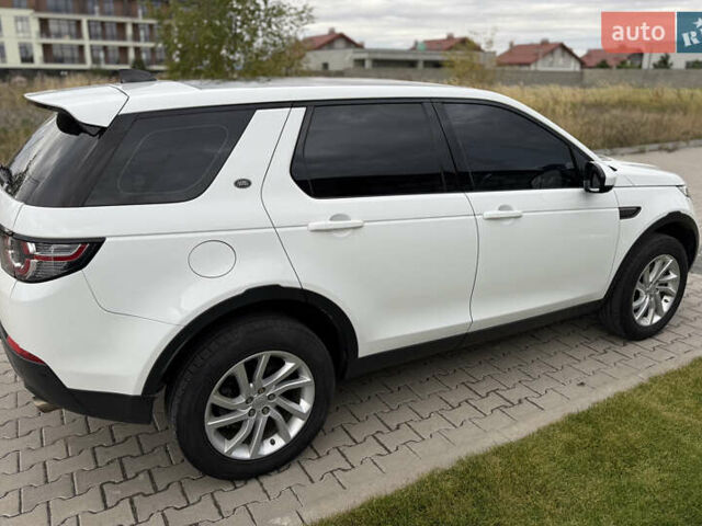 Белый Ленд Ровер Discovery Sport, объемом двигателя 2 л и пробегом 88 тыс. км за 20300 $, фото 3 на Automoto.ua