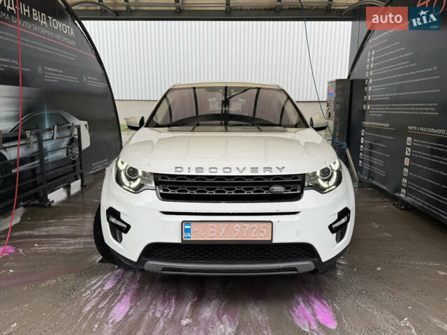 Белый Ленд Ровер Discovery Sport, объемом двигателя 2 л и пробегом 220 тыс. км за 23900 $, фото 8 на Automoto.ua