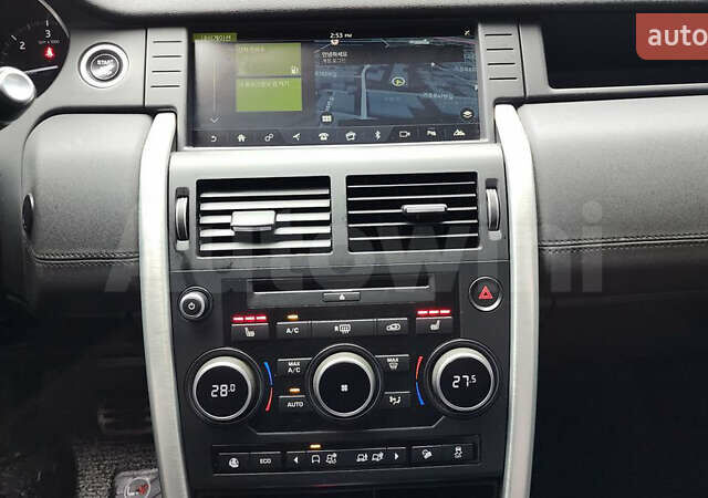 Белый Ленд Ровер Discovery Sport, объемом двигателя 2 л и пробегом 137 тыс. км за 27000 $, фото 8 на Automoto.ua