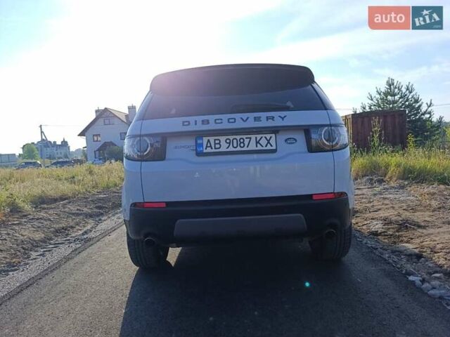Белый Ленд Ровер Discovery Sport, объемом двигателя 2 л и пробегом 80 тыс. км за 23400 $, фото 12 на Automoto.ua