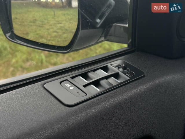 Белый Ленд Ровер Discovery Sport, объемом двигателя 2 л и пробегом 159 тыс. км за 19800 $, фото 21 на Automoto.ua