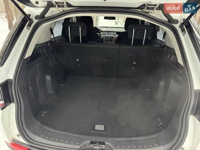 Білий Ленд Ровер Discovery Sport, об'ємом двигуна 2 л та пробігом 180 тис. км за 18600 $, фото 43 на Automoto.ua