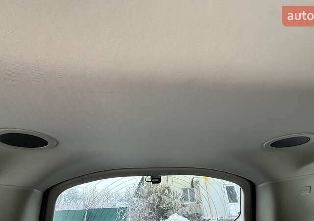 Білий Ленд Ровер Discovery Sport, об'ємом двигуна 2 л та пробігом 99 тис. км за 22500 $, фото 74 на Automoto.ua