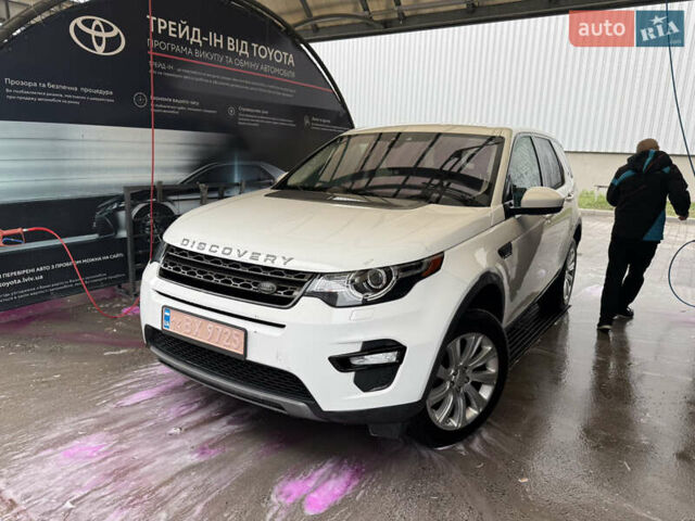 Белый Ленд Ровер Discovery Sport, объемом двигателя 2 л и пробегом 220 тыс. км за 23900 $, фото 14 на Automoto.ua