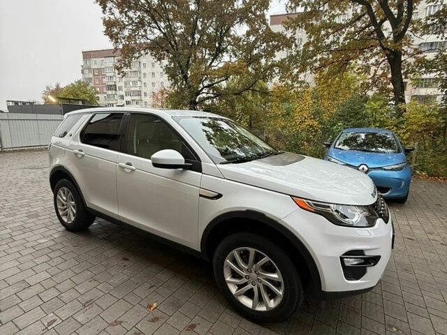 Белый Ленд Ровер Discovery Sport, объемом двигателя 2 л и пробегом 180 тыс. км за 18200 $, фото 4 на Automoto.ua