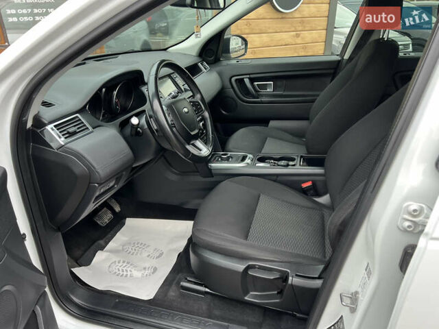 Белый Ленд Ровер Discovery Sport, объемом двигателя 2 л и пробегом 159 тыс. км за 19800 $, фото 7 на Automoto.ua