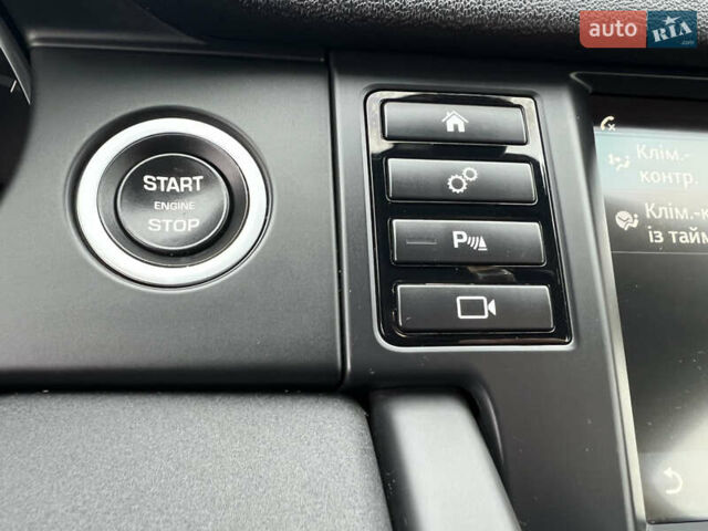 Белый Ленд Ровер Discovery Sport, объемом двигателя 2 л и пробегом 159 тыс. км за 19800 $, фото 16 на Automoto.ua