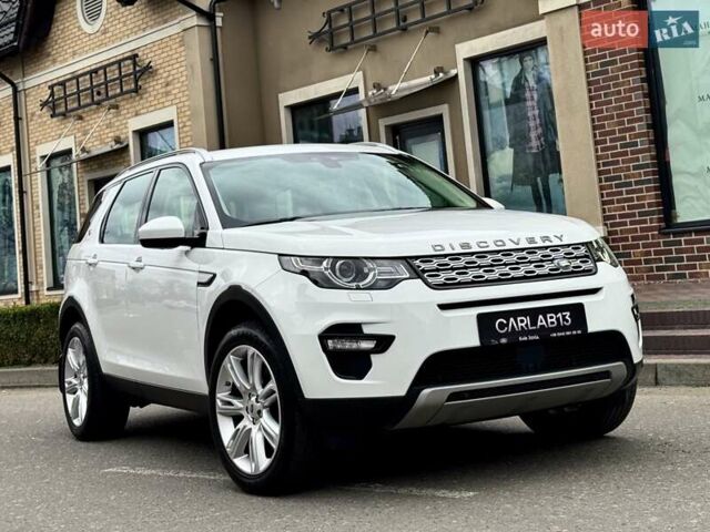 Белый Ленд Ровер Discovery Sport, объемом двигателя 2 л и пробегом 93 тыс. км за 25500 $, фото 4 на Automoto.ua