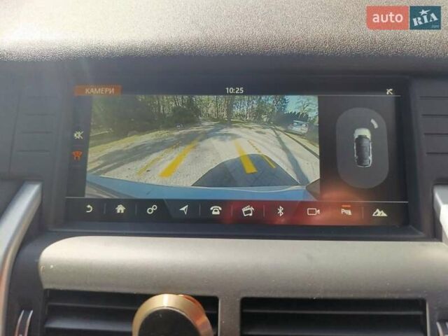 Белый Ленд Ровер Discovery Sport, объемом двигателя 2 л и пробегом 117 тыс. км за 27900 $, фото 9 на Automoto.ua