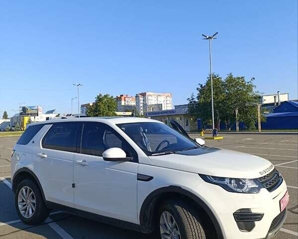 Белый Ленд Ровер Discovery Sport, объемом двигателя 2 л и пробегом 118 тыс. км за 25900 $, фото 14 на Automoto.ua