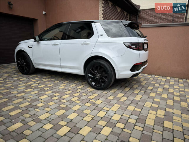 Білий Ленд Ровер Discovery Sport, об'ємом двигуна 2 л та пробігом 86 тис. км за 33000 $, фото 3 на Automoto.ua