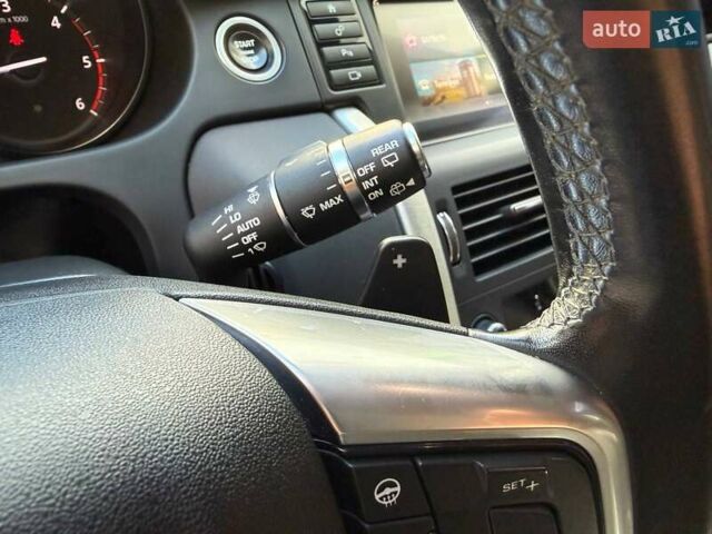 Белый Ленд Ровер Discovery Sport, объемом двигателя 2 л и пробегом 128 тыс. км за 23990 $, фото 20 на Automoto.ua