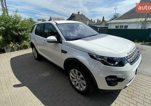 Белый Ленд Ровер Discovery Sport, объемом двигателя 2 л и пробегом 51 тыс. км за 24500 $, фото 9 на Automoto.ua
