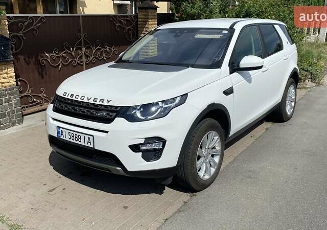 Белый Ленд Ровер Discovery Sport, объемом двигателя 2 л и пробегом 51 тыс. км за 24500 $, фото 2 на Automoto.ua