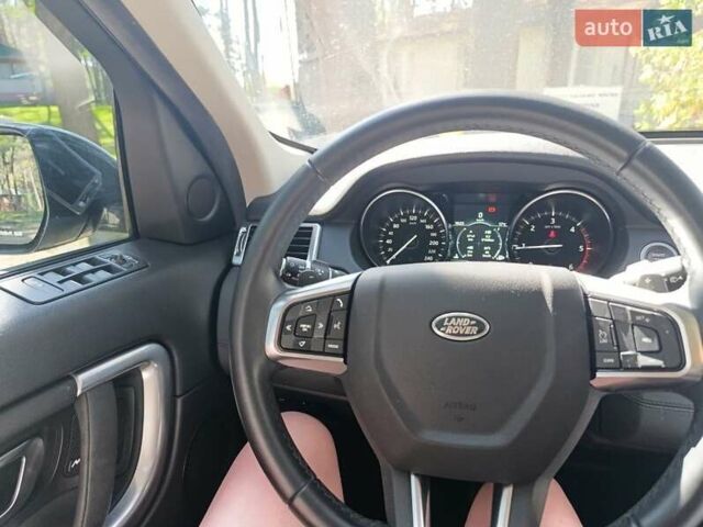Белый Ленд Ровер Discovery Sport, объемом двигателя 2 л и пробегом 117 тыс. км за 27900 $, фото 10 на Automoto.ua