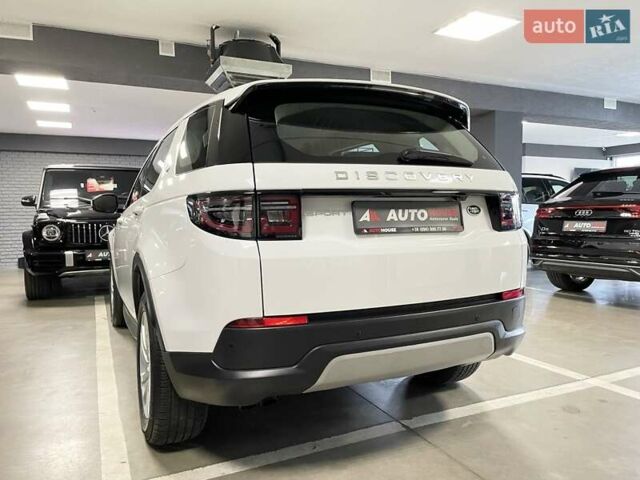 Білий Ленд Ровер Discovery Sport, об'ємом двигуна 2 л та пробігом 89 тис. км за 30700 $, фото 13 на Automoto.ua