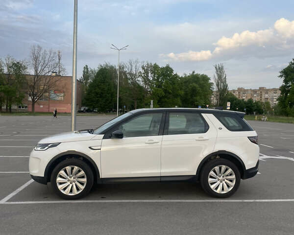 Белый Ленд Ровер Discovery Sport, объемом двигателя 2 л и пробегом 93 тыс. км за 37000 $, фото 4 на Automoto.ua