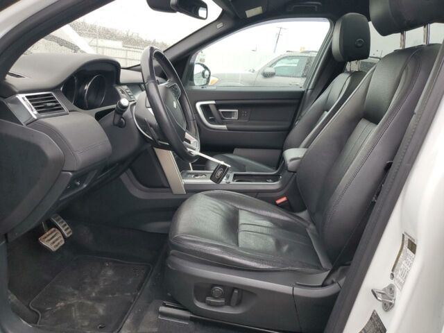Белый Ленд Ровер Discovery Sport, объемом двигателя 2 л и пробегом 116 тыс. км за 17750 $, фото 6 на Automoto.ua