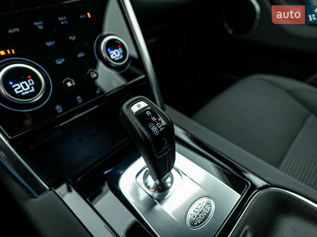 Белый Ленд Ровер Discovery Sport, объемом двигателя 2 л и пробегом 24 тыс. км за 33414 $, фото 18 на Automoto.ua