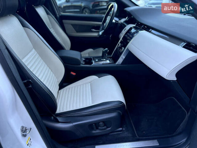 Білий Ленд Ровер Discovery Sport, об'ємом двигуна 2 л та пробігом 58 тис. км за 32900 $, фото 27 на Automoto.ua
