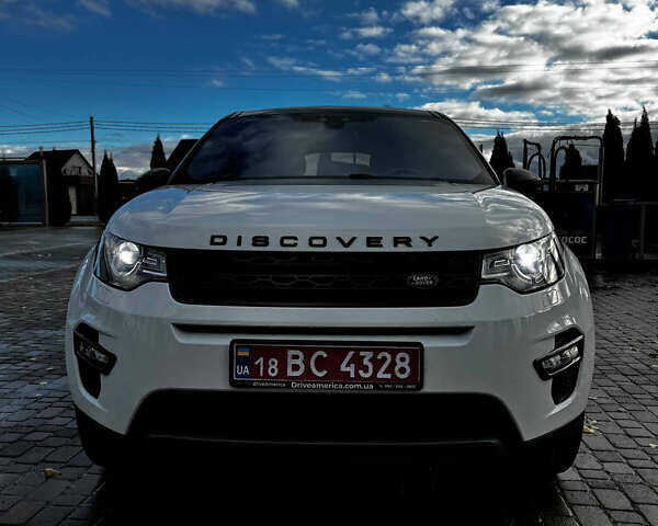 Белый Ленд Ровер Discovery Sport, объемом двигателя 2 л и пробегом 146 тыс. км за 17299 $, фото 4 на Automoto.ua