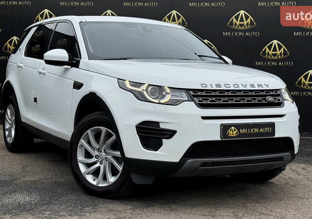 Белый Ленд Ровер Discovery Sport, объемом двигателя 2 л и пробегом 118 тыс. км за 24900 $, фото 6 на Automoto.ua