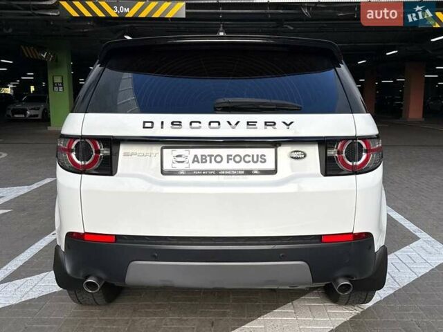 Белый Ленд Ровер Discovery Sport, объемом двигателя 2 л и пробегом 128 тыс. км за 24990 $, фото 8 на Automoto.ua