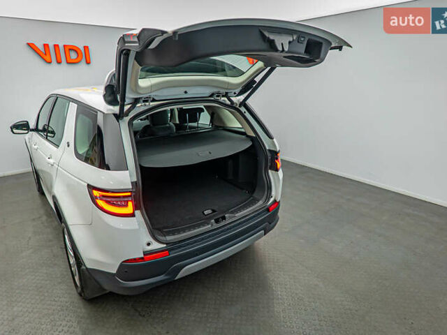 Белый Ленд Ровер Discovery Sport, объемом двигателя 2 л и пробегом 24 тыс. км за 33414 $, фото 6 на Automoto.ua