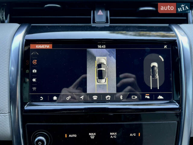 Білий Ленд Ровер Discovery Sport, об'ємом двигуна 2 л та пробігом 58 тис. км за 32900 $, фото 32 на Automoto.ua