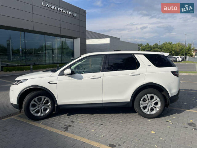 Белый Ленд Ровер Discovery Sport, объемом двигателя 2 л и пробегом 90 тыс. км за 31500 $, фото 2 на Automoto.ua