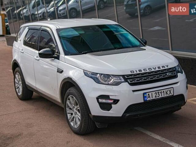 Белый Ленд Ровер Discovery Sport, объемом двигателя 2 л и пробегом 137 тыс. км за 21999 $, фото 1 на Automoto.ua
