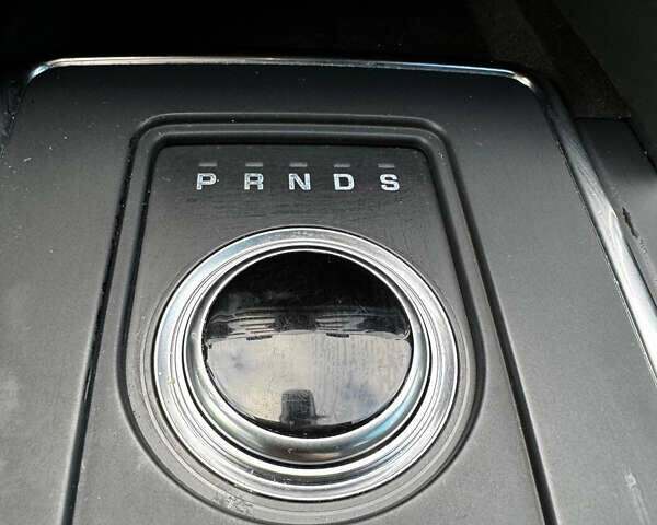 Белый Ленд Ровер Discovery Sport, объемом двигателя 2 л и пробегом 146 тыс. км за 17299 $, фото 10 на Automoto.ua