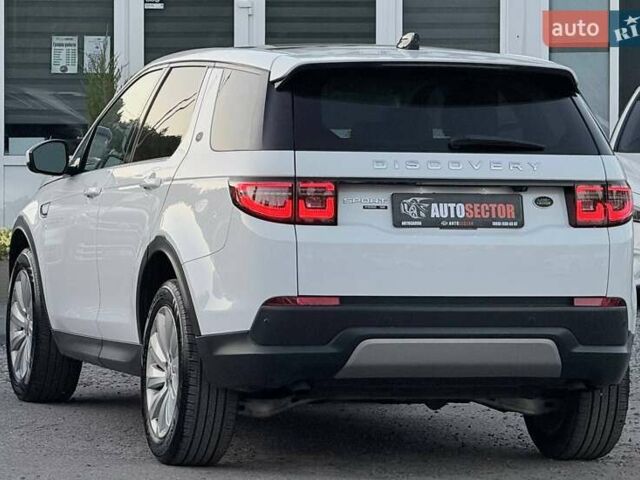 Белый Ленд Ровер Discovery Sport, объемом двигателя 2 л и пробегом 78 тыс. км за 27000 $, фото 6 на Automoto.ua