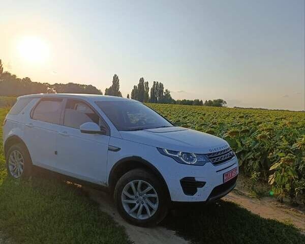 Белый Ленд Ровер Discovery Sport, объемом двигателя 2 л и пробегом 117 тыс. км за 27900 $, фото 32 на Automoto.ua