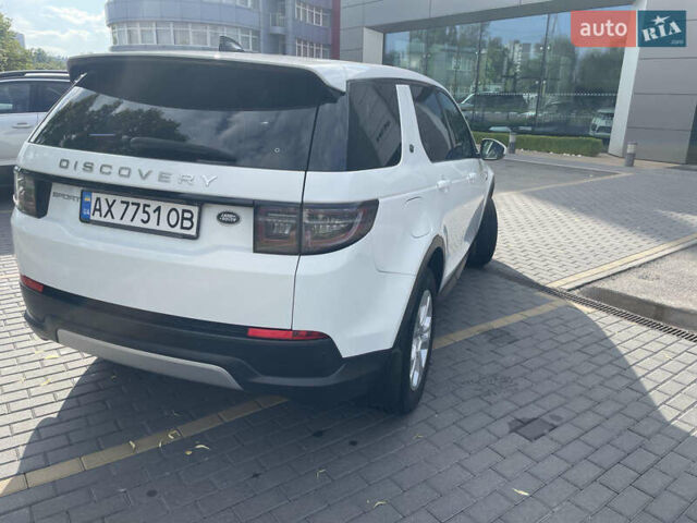 Белый Ленд Ровер Discovery Sport, объемом двигателя 2 л и пробегом 90 тыс. км за 31500 $, фото 3 на Automoto.ua