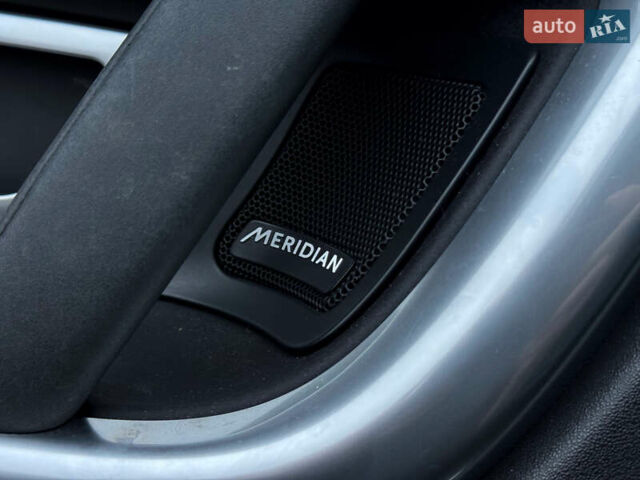 Белый Ленд Ровер Discovery Sport, объемом двигателя 2 л и пробегом 118 тыс. км за 24900 $, фото 17 на Automoto.ua