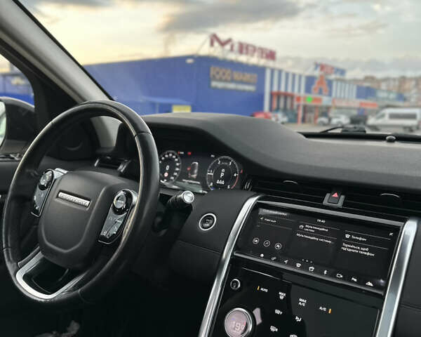 Белый Ленд Ровер Discovery Sport, объемом двигателя 2 л и пробегом 93 тыс. км за 37000 $, фото 17 на Automoto.ua