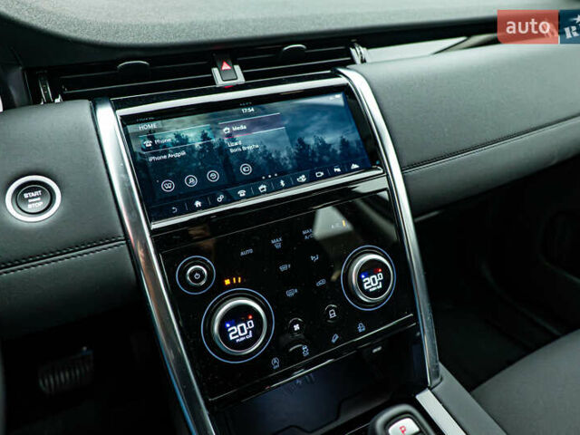 Белый Ленд Ровер Discovery Sport, объемом двигателя 2 л и пробегом 24 тыс. км за 33414 $, фото 16 на Automoto.ua