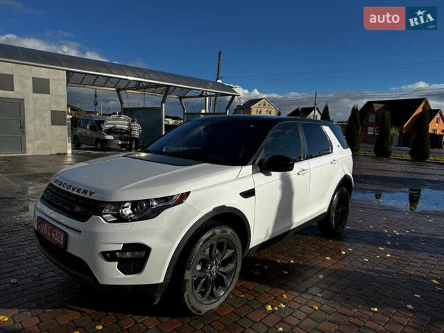 Белый Ленд Ровер Discovery Sport, объемом двигателя 2 л и пробегом 146 тыс. км за 17299 $, фото 1 на Automoto.ua
