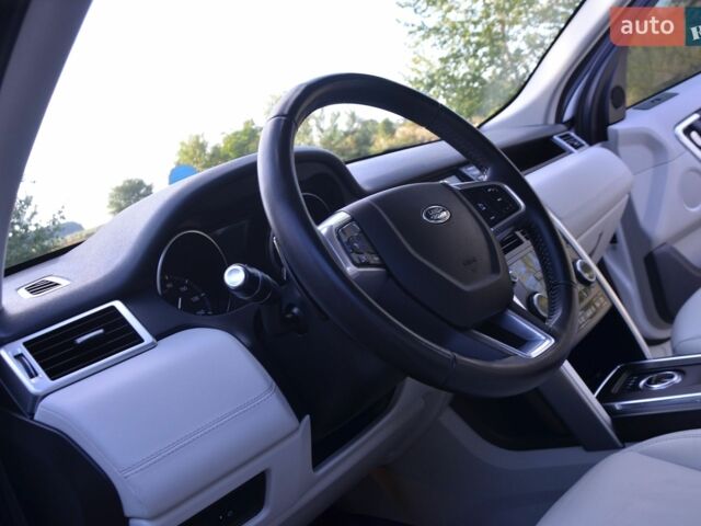 Белый Ленд Ровер Discovery Sport, объемом двигателя 2 л и пробегом 165 тыс. км за 14950 $, фото 35 на Automoto.ua