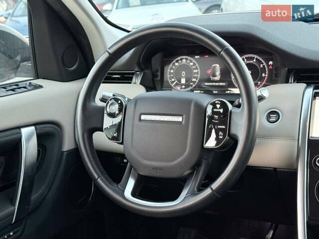 Белый Ленд Ровер Discovery Sport, объемом двигателя 2 л и пробегом 78 тыс. км за 27000 $, фото 32 на Automoto.ua