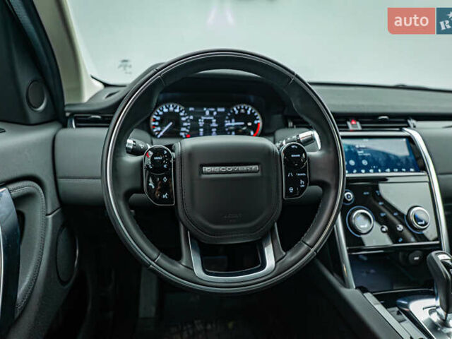 Белый Ленд Ровер Discovery Sport, объемом двигателя 2 л и пробегом 24 тыс. км за 33414 $, фото 12 на Automoto.ua