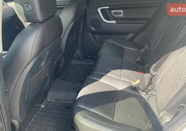 Белый Ленд Ровер Discovery Sport, объемом двигателя 2 л и пробегом 51 тыс. км за 24500 $, фото 26 на Automoto.ua