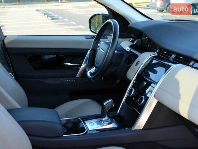 Белый Ленд Ровер Discovery Sport, объемом двигателя 2 л и пробегом 141 тыс. км за 25500 $, фото 42 на Automoto.ua