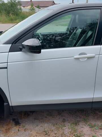 Белый Ленд Ровер Discovery Sport, объемом двигателя 2 л и пробегом 131 тыс. км за 27999 $, фото 14 на Automoto.ua