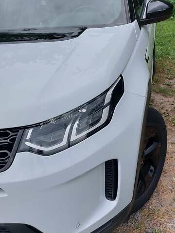 Белый Ленд Ровер Discovery Sport, объемом двигателя 2 л и пробегом 131 тыс. км за 27999 $, фото 12 на Automoto.ua