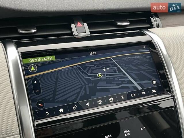 Белый Ленд Ровер Discovery Sport, объемом двигателя 2 л и пробегом 72 тыс. км за 37000 $, фото 29 на Automoto.ua